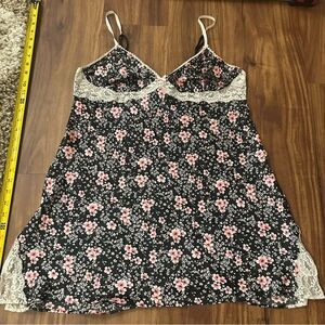 Victoria's Secret Large chemise pink lace nightie babydoll lingerie